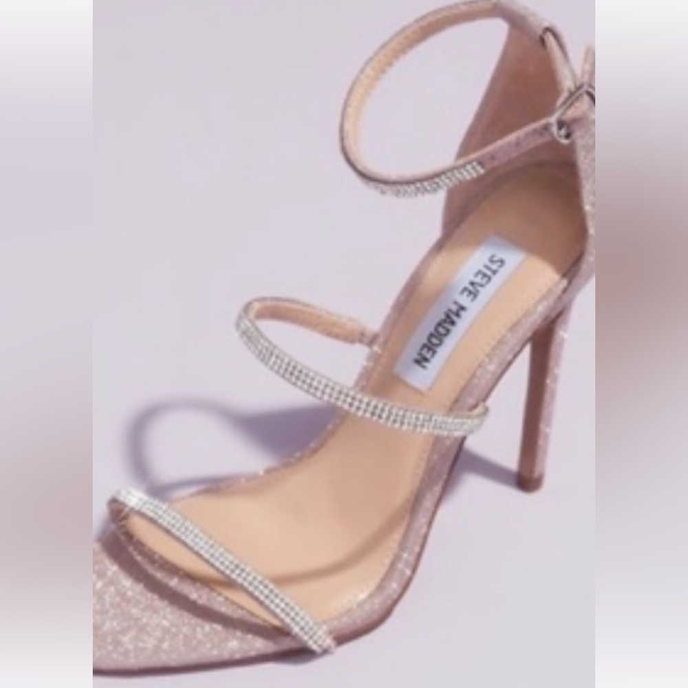 NWOB STEVE MADDEN HEELS